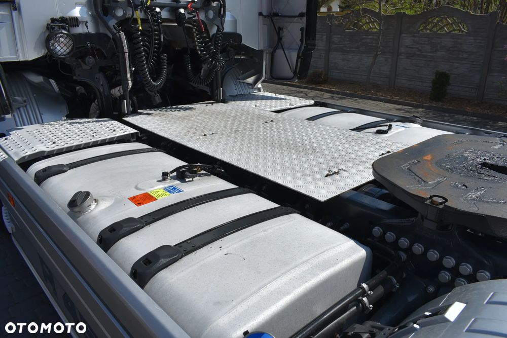 Scania R450 // CROWN EDITION // NAVI // FULL LED TYŁ I PRZÓD // SKÓRY // METALIK // DUŻA NAVI // KLIMA POSTOJOWA // - 22
