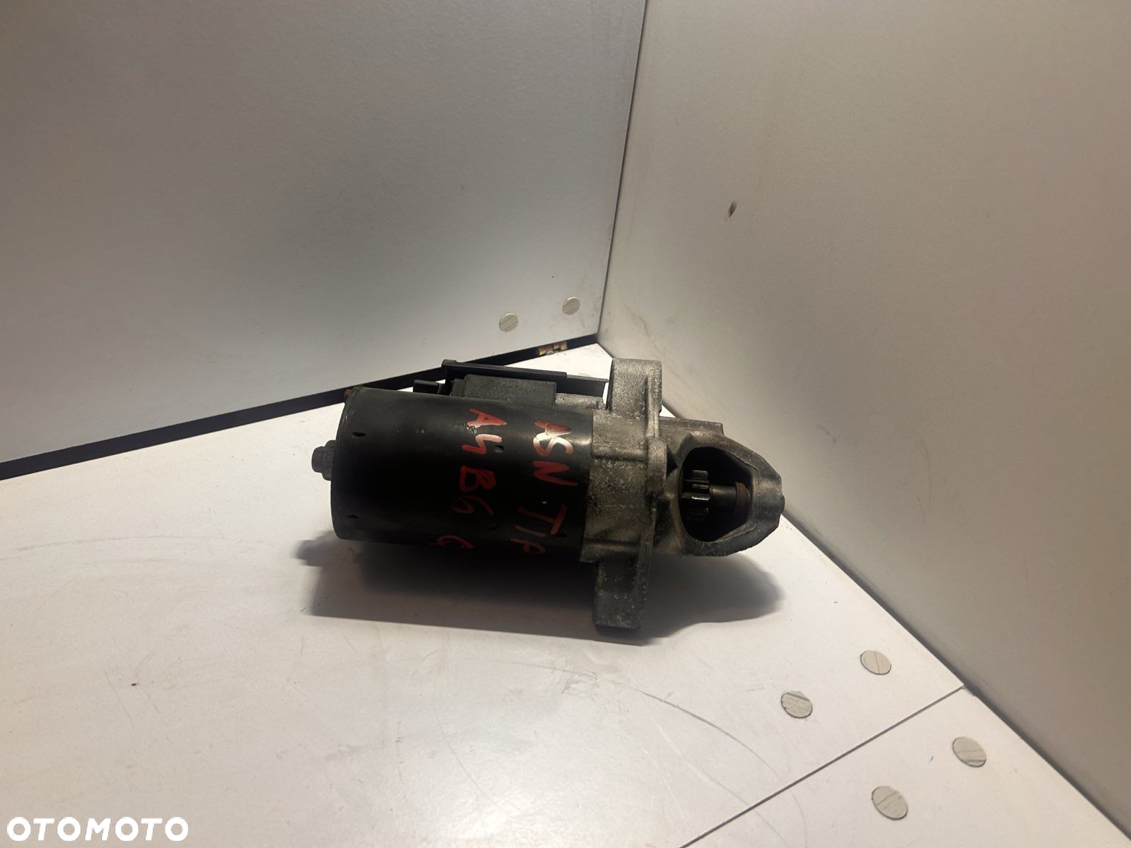 ROZRUSZNIK STARTER 2.4 3.0 V6 ASN TIPTRONIC AUTOMAT QUATTRO Audi A4 B6 - 3
