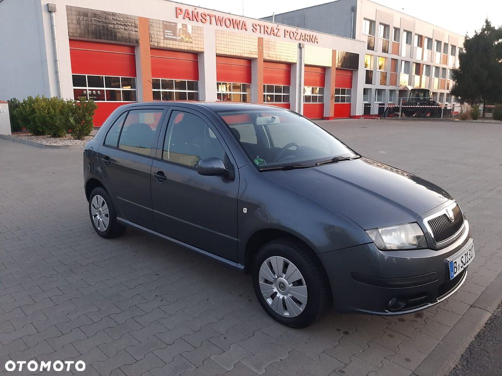 Skoda Fabia 2007 photo 3