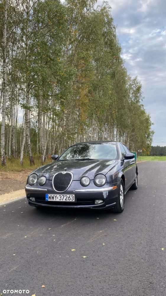Jaguar S-Type - 7