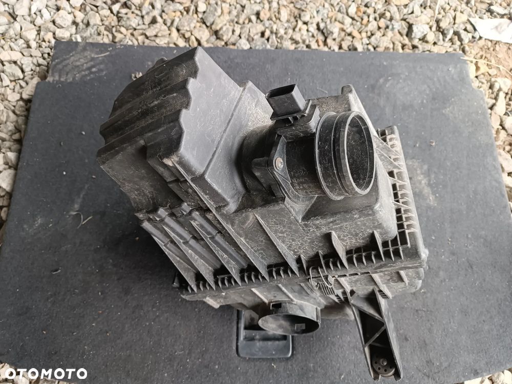 FILTR POWIETRZA OBUDOWA VOLKSWAGEN T5 2.5 TDI - 1