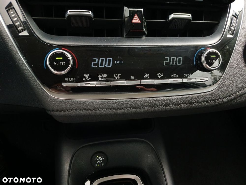 Toyota Corolla - 16
