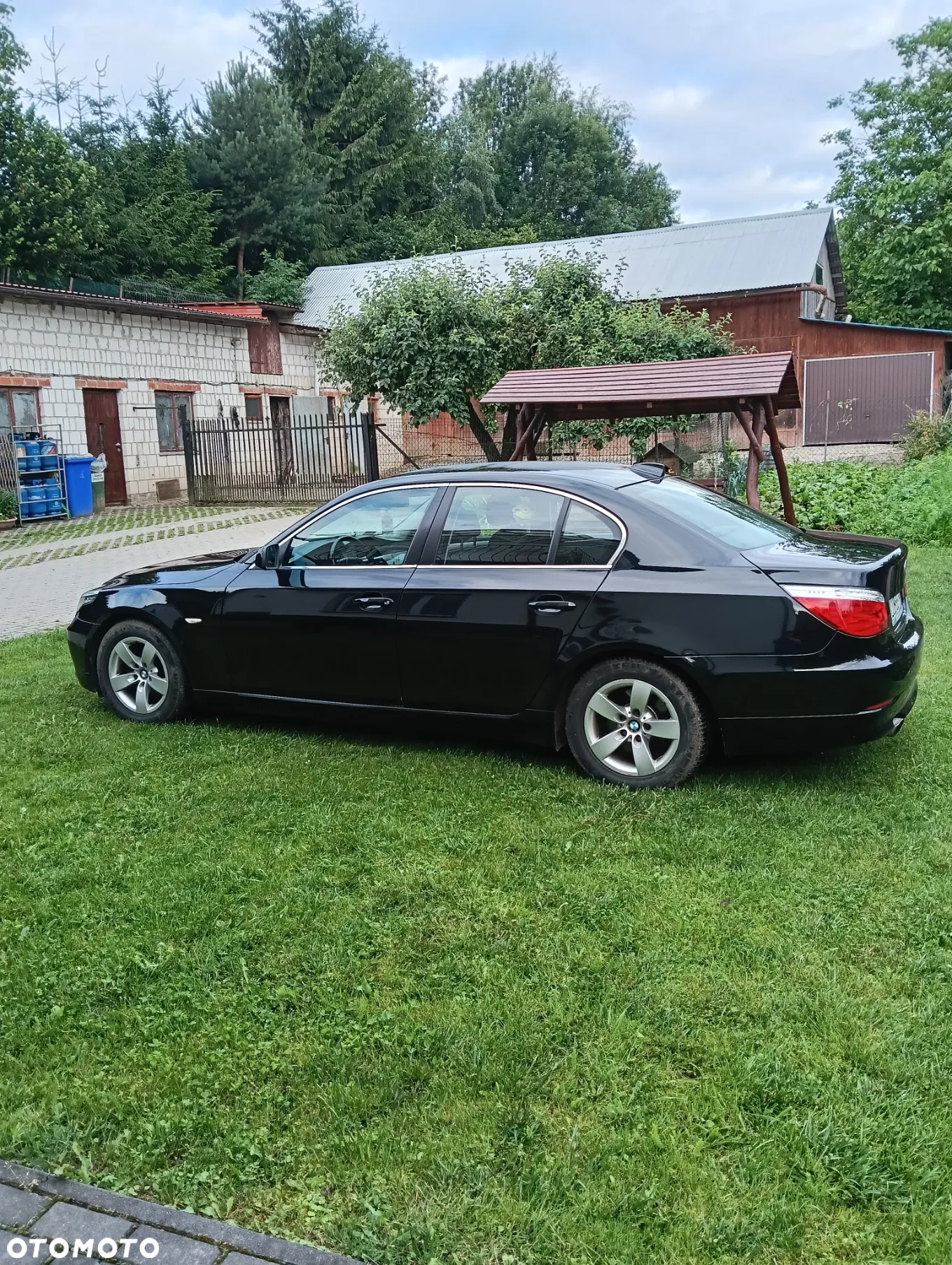 BMW Seria 5 520i - 7