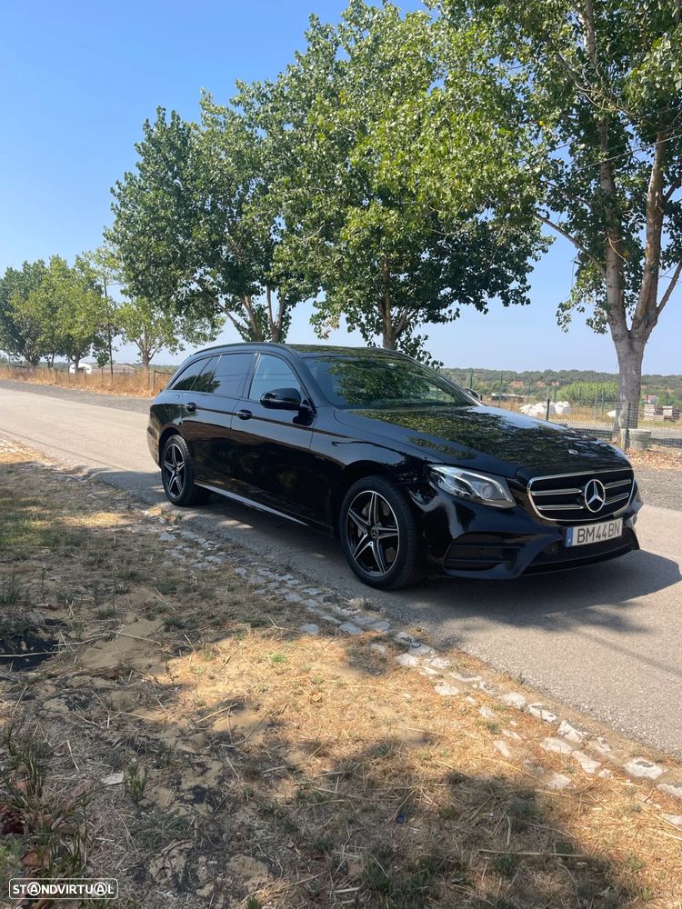 Mercedes-Benz E 300 de AMG Line - 1