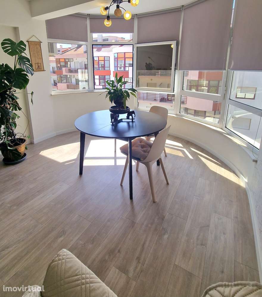 Apartamento T2, Pinhal Novo, situado na Urbanização dos Mochos - Grande imagem: 3/31