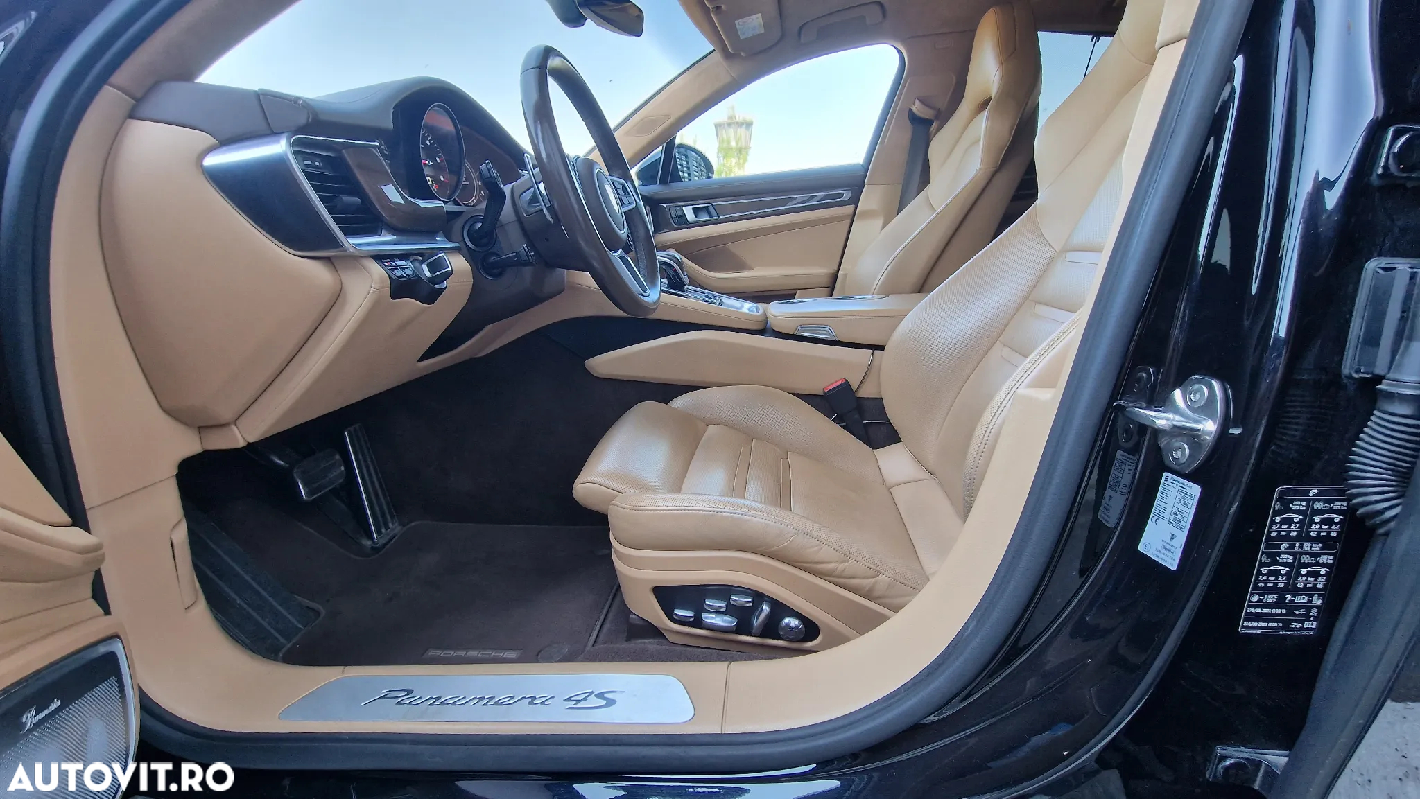 Porsche Panamera - 15