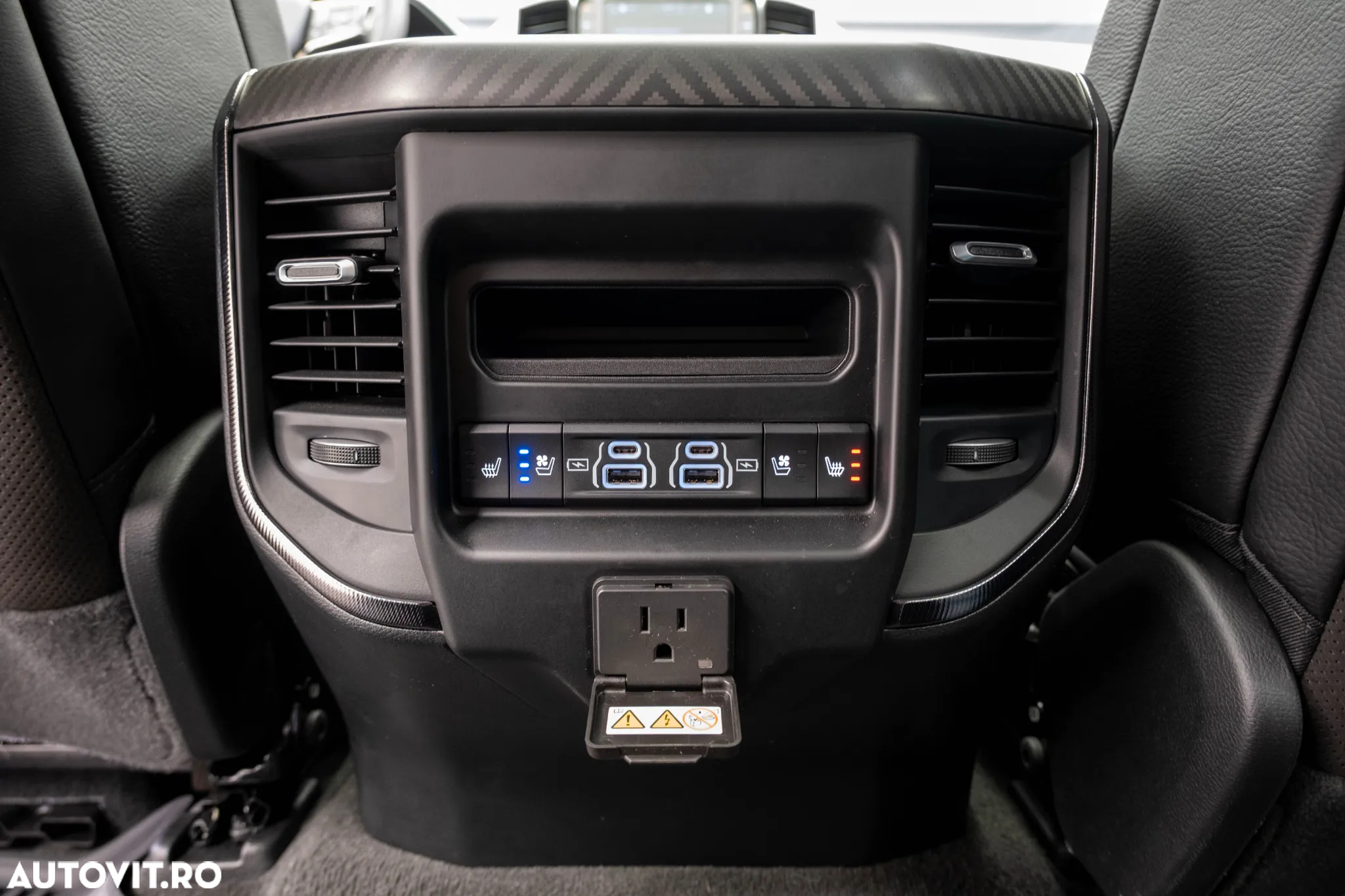 Dodge RAM - 28