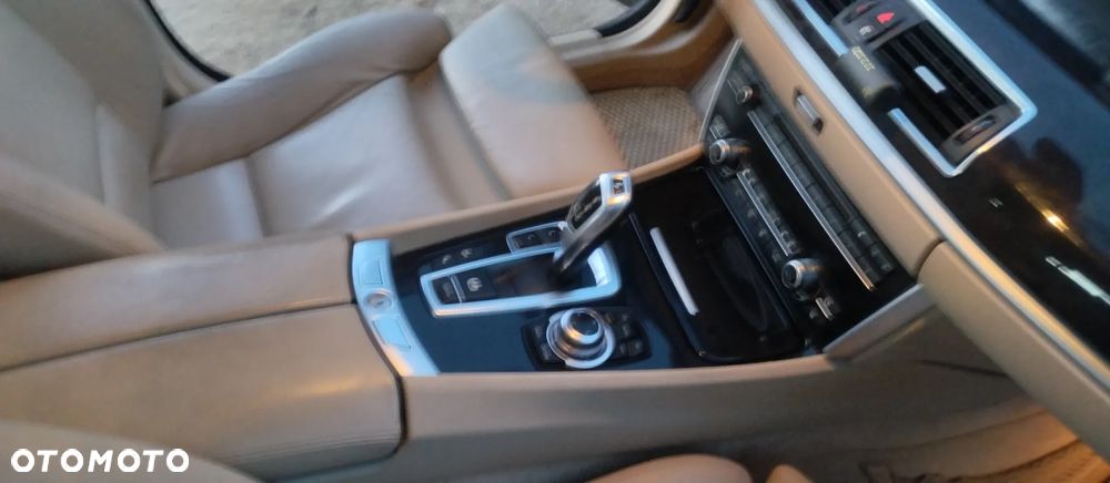 BMW Seria 5 535i xDrive Luxury Line - 3