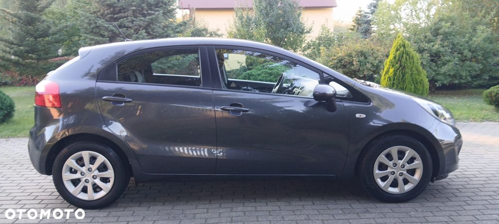 Kia Rio 1.2 Dream Team Edition - 7