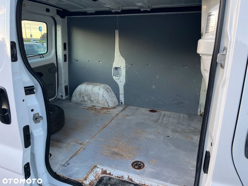 Renault TRAFIC - 18