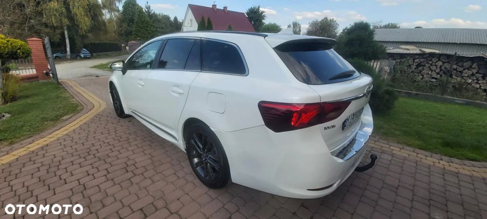 Toyota Avensis 2.0 D-4D Prestige - 9