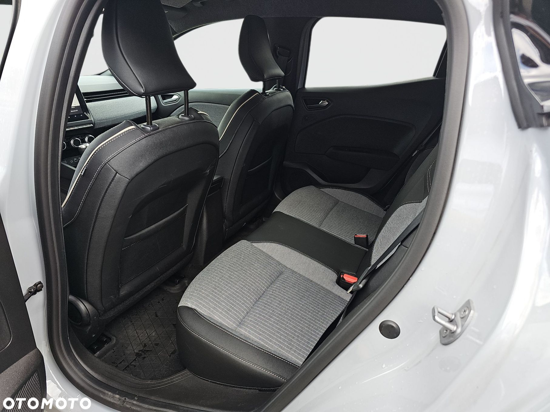 Renault Clio - 20