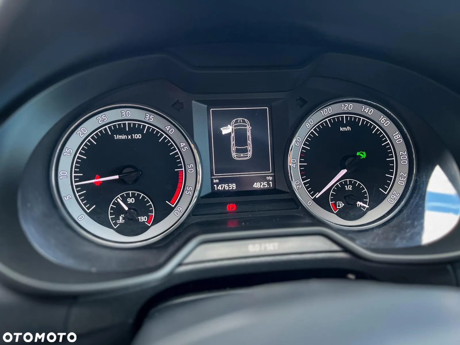 Skoda Octavia 2.0 TDI Style DSG - 17