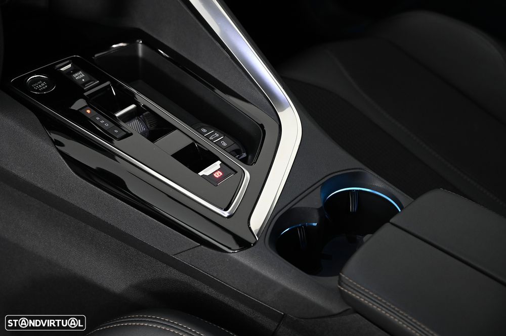 Peugeot 3008 1.6 Hybrid GT e-EAT8 - 13