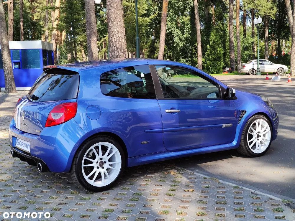 Renault Clio - 26