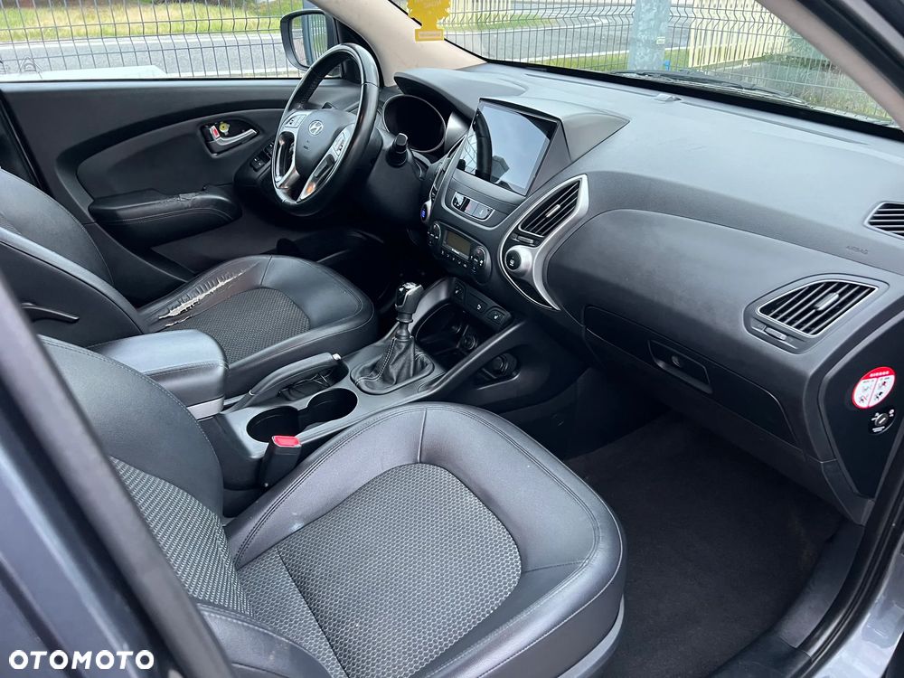 Hyundai ix35 - 12
