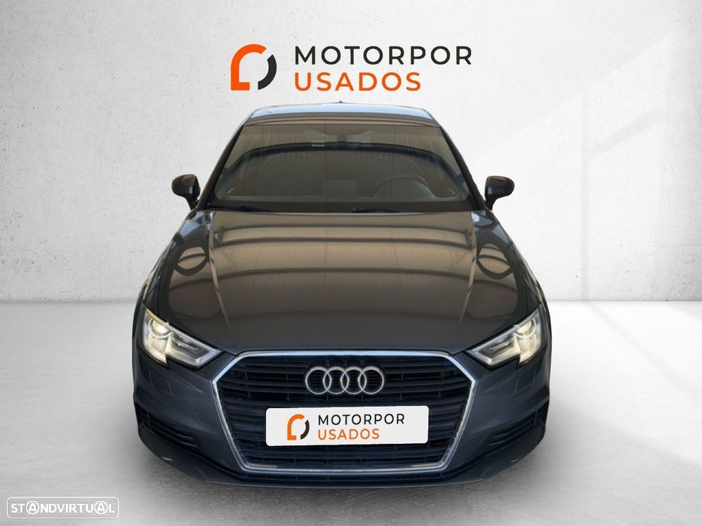 Audi A3 Sportback 1.6 TDI Attraction - 2