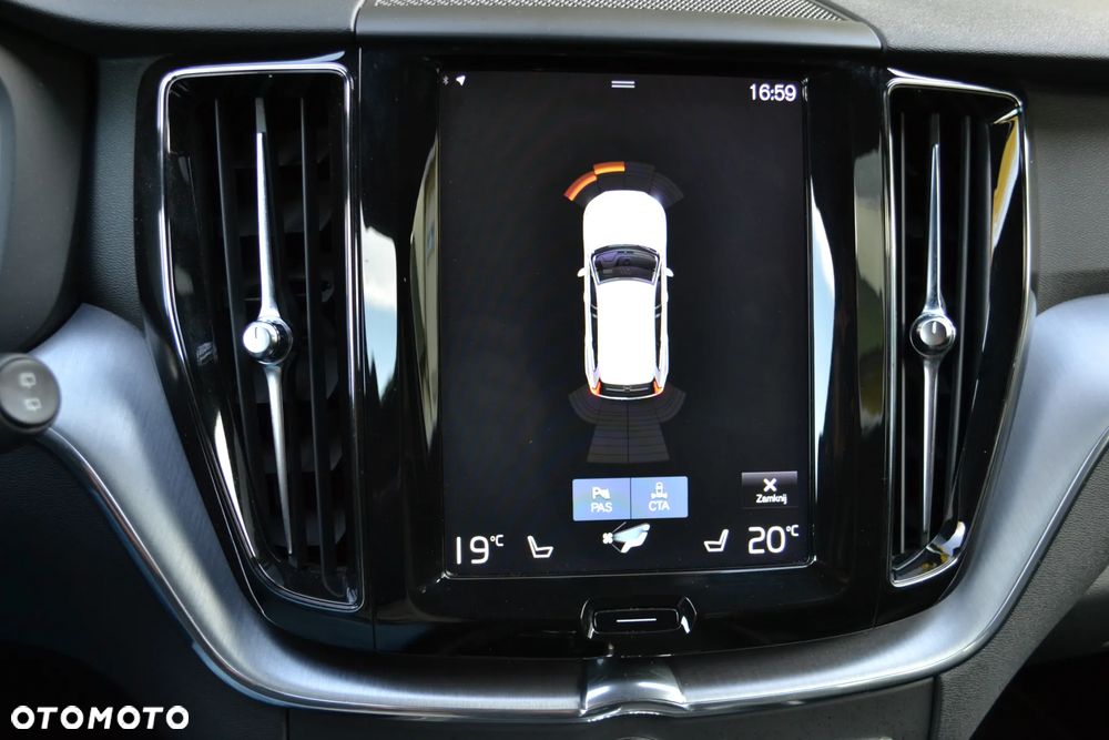 Volvo XC 60 - 13