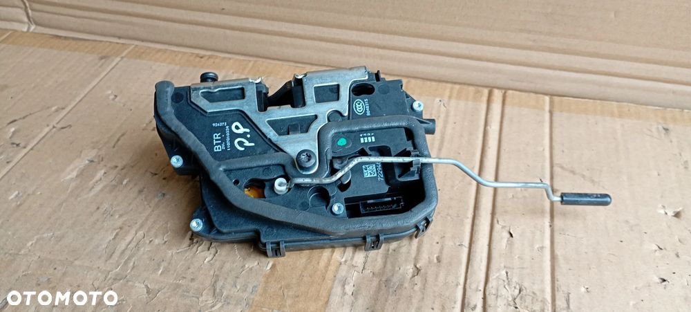Zamek drzwi prawy przód przedni BMW X1 E84 7229466 - 4