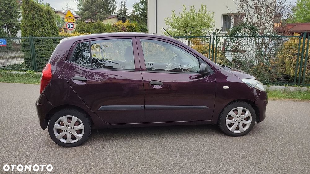 Hyundai i10 1.1 Edition 20 - 26