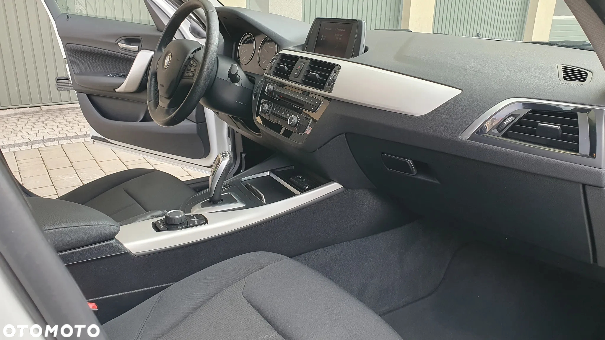 BMW Seria 1 118d - 14