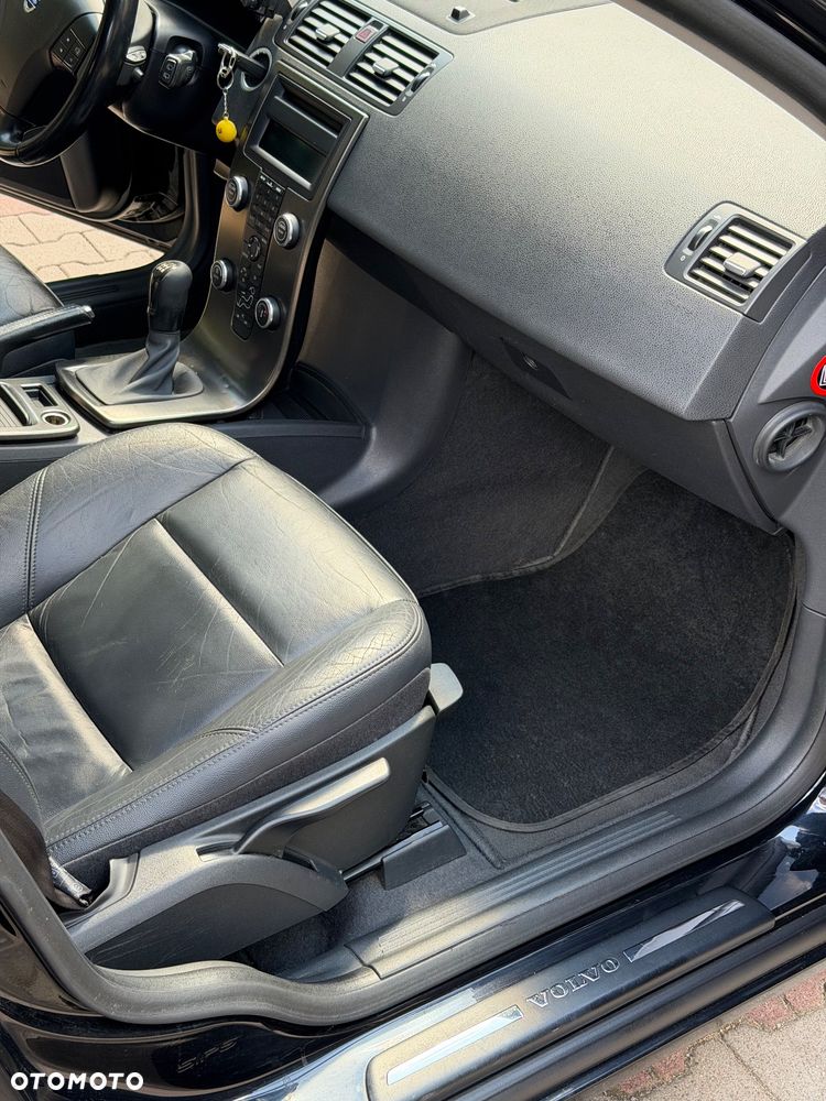 Volvo V50 1.6D DRIVe R-Design Kinetic - 12