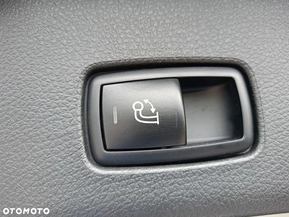 Mercedes-Benz GLE - 26