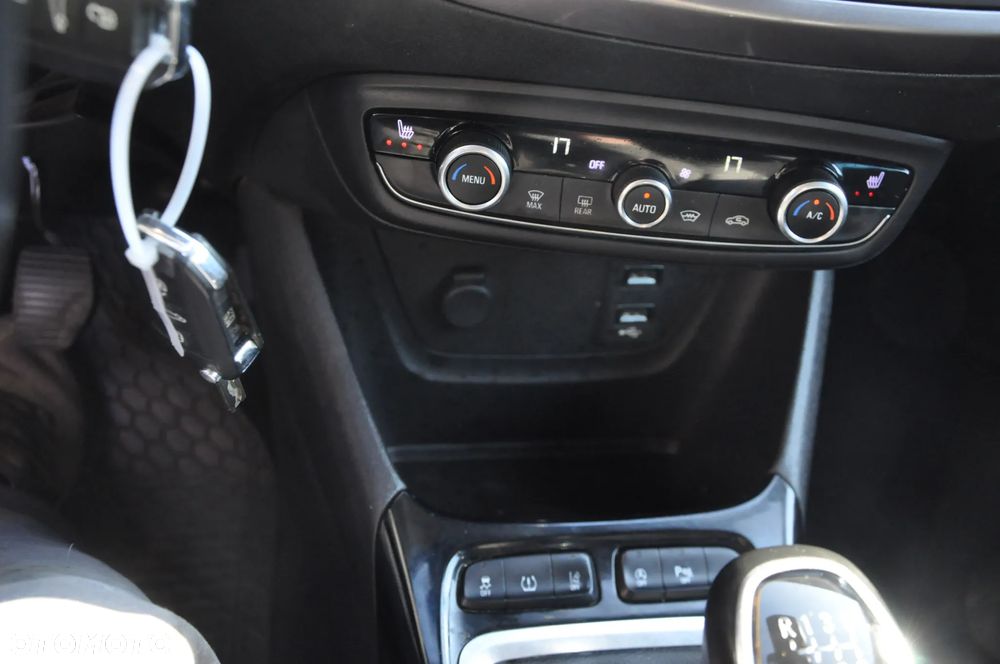 Opel Crossland X 1.2 Start/Stop Innovation - 16