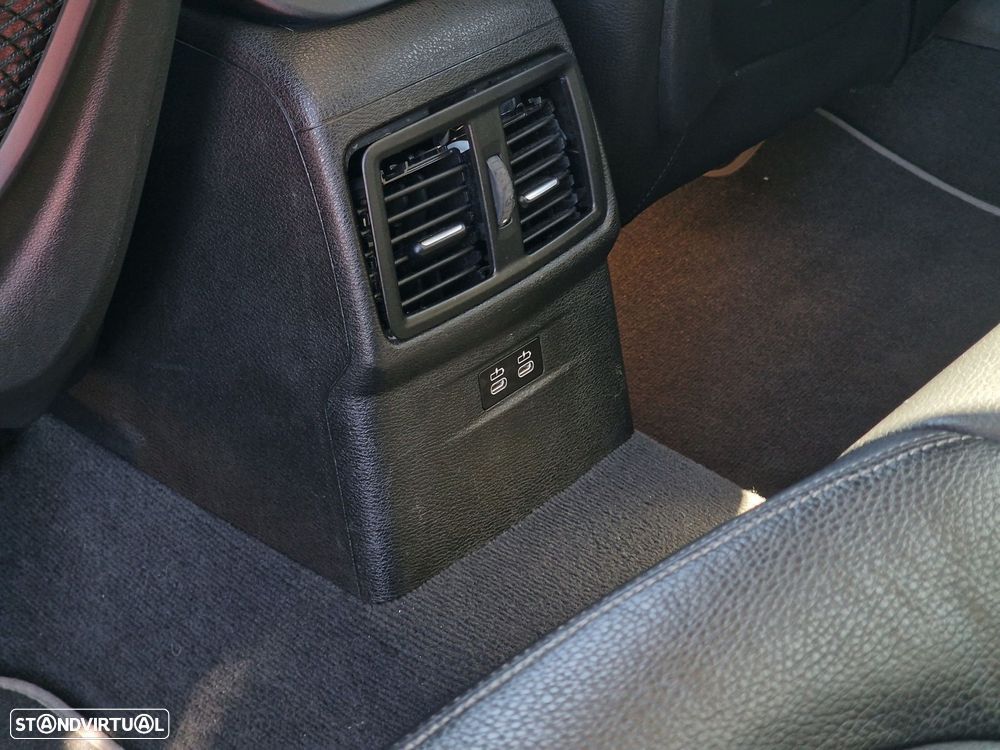 BMW X1 16 d sDrive Line Sport Auto - 24