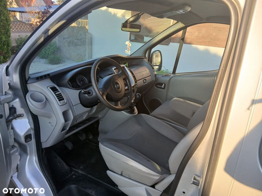 Opel Vivaro L2H1 2.9t - 3