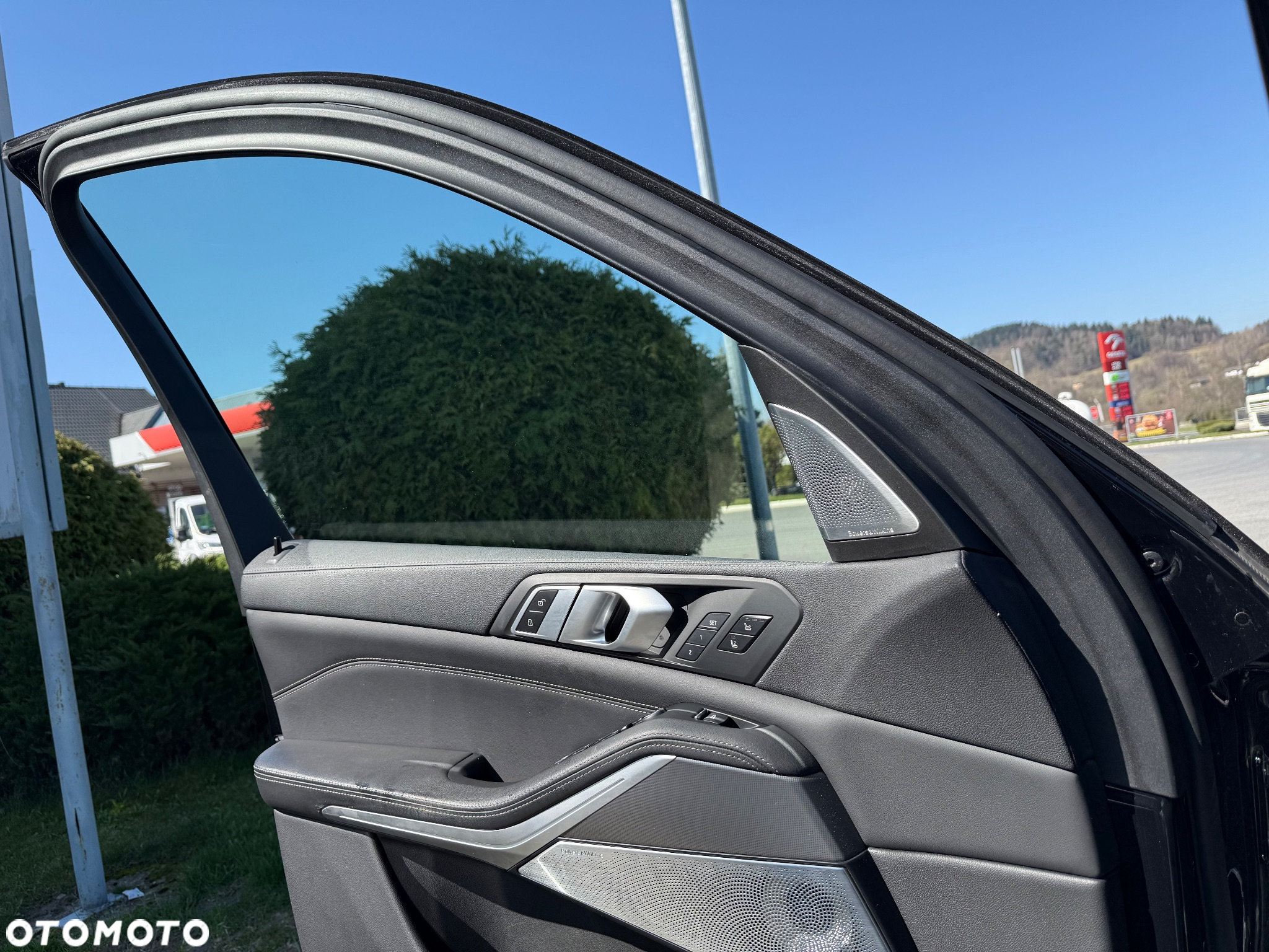 BMW X5 xDrive45e - 16