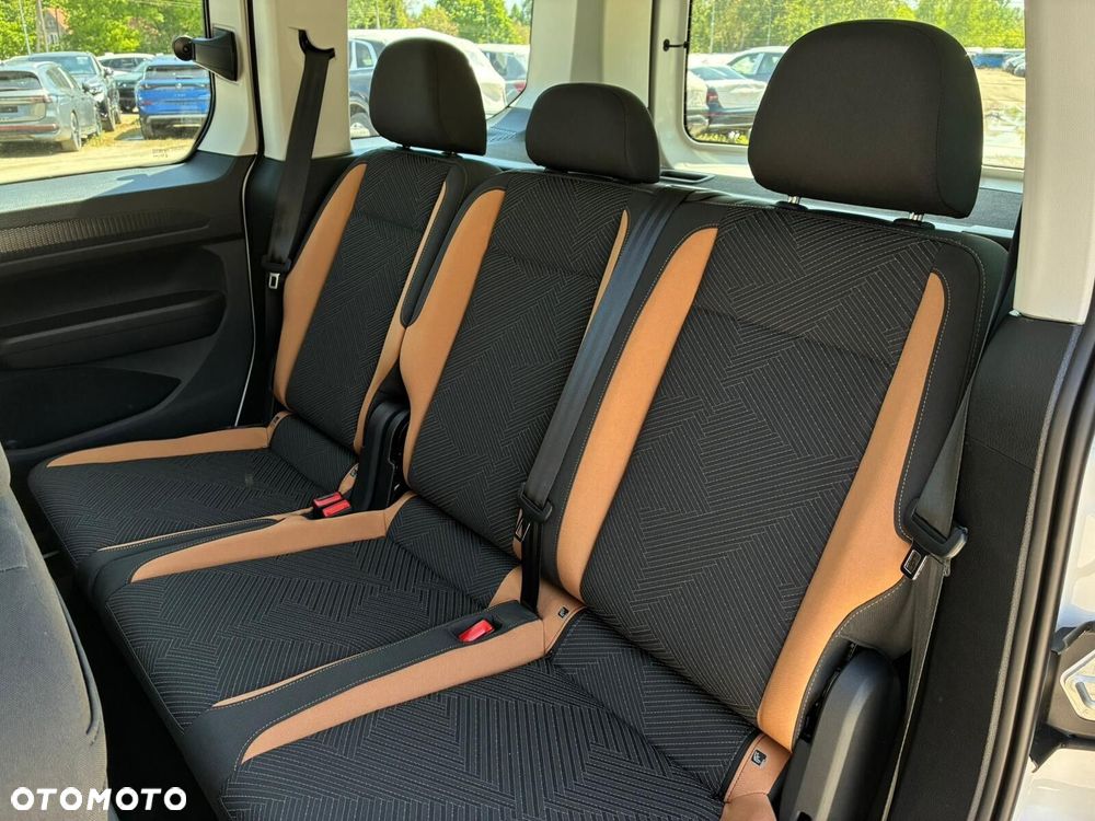 Volkswagen Caddy 2.0 TDI PanAmericana DSG - 18