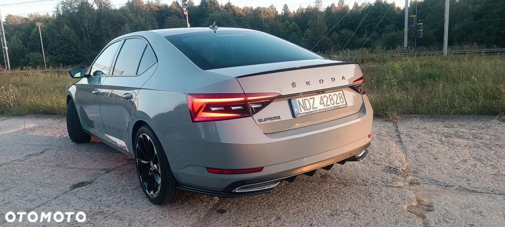 Skoda Superb 2.0 TSI Sportline DSG - 7