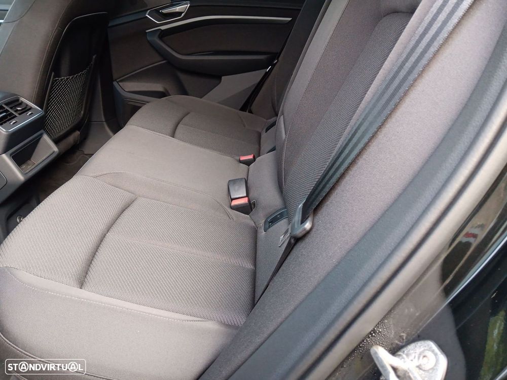 Audi Q8 e-Tron Sportback 55 quattro Advanced - 13