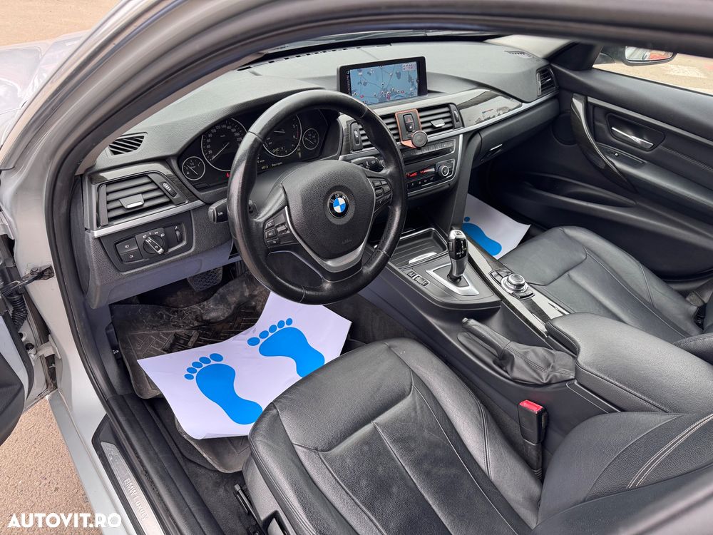 BMW Seria 3 320d Aut. Luxury Line - 17