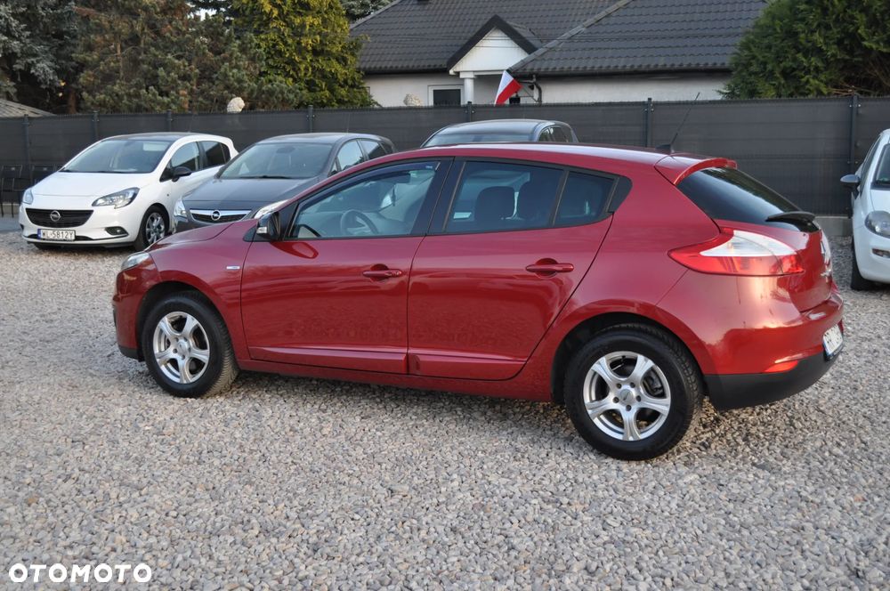 Renault Megane ENERGY TCe 115 Start & Stop Bose Edition - 11