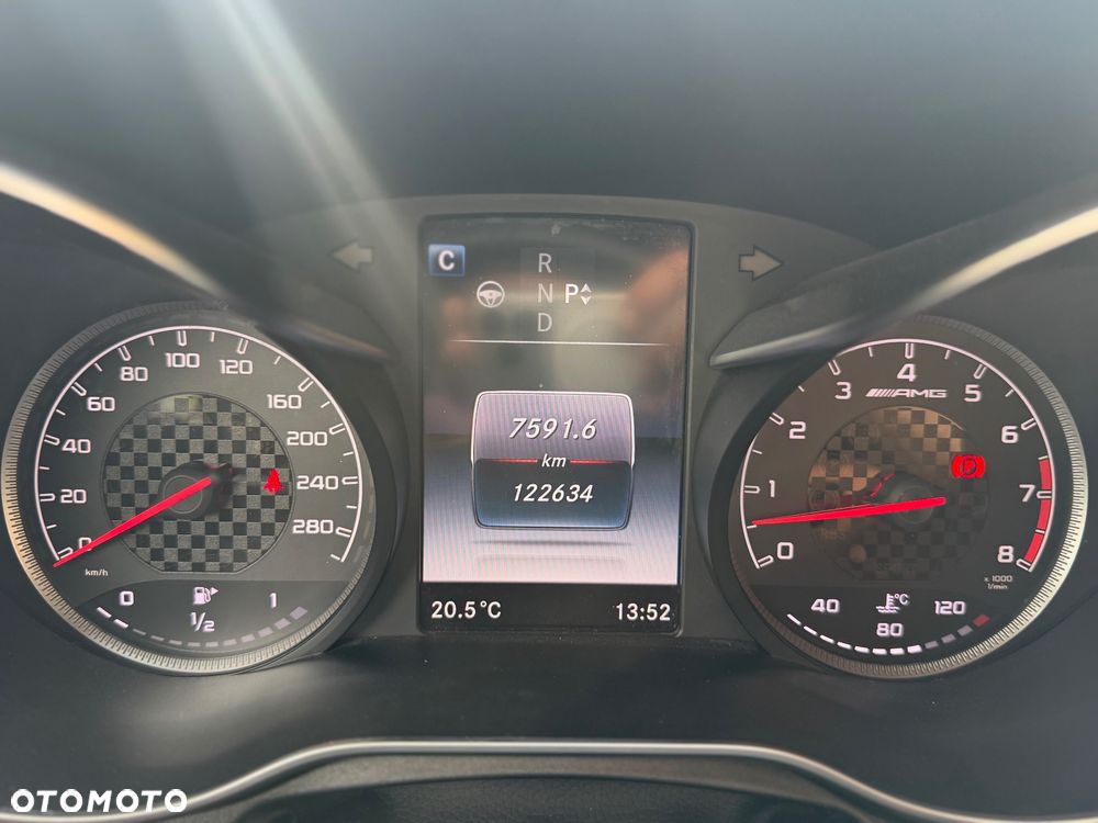 Mercedes-Benz Klasa C 450 AMG 4-Matic 7G-TRONIC - 19