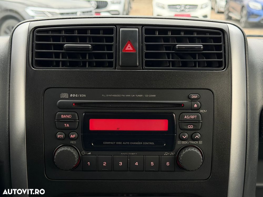 Suzuki Jimny - 25