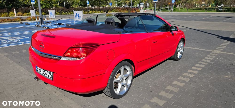 Opel Astra GTC 1.9 CDTI Cosmo - 19