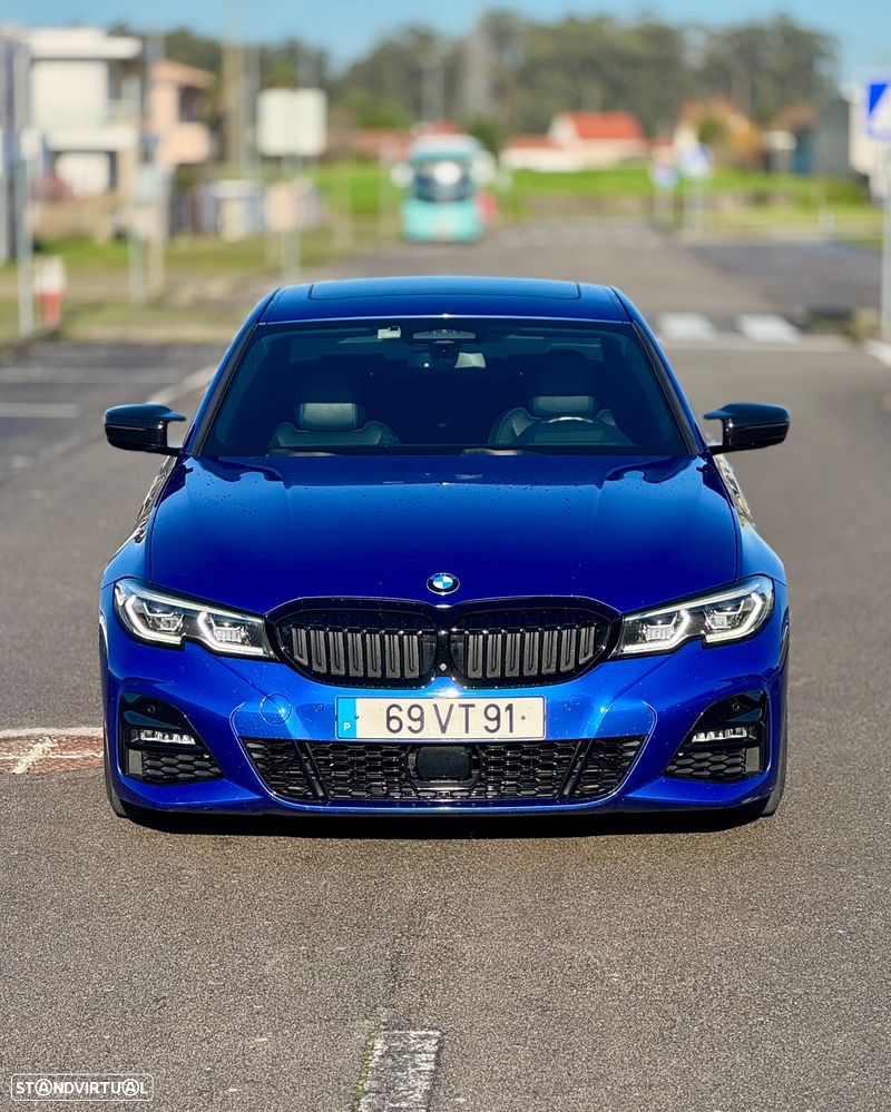 BMW 330 - 1