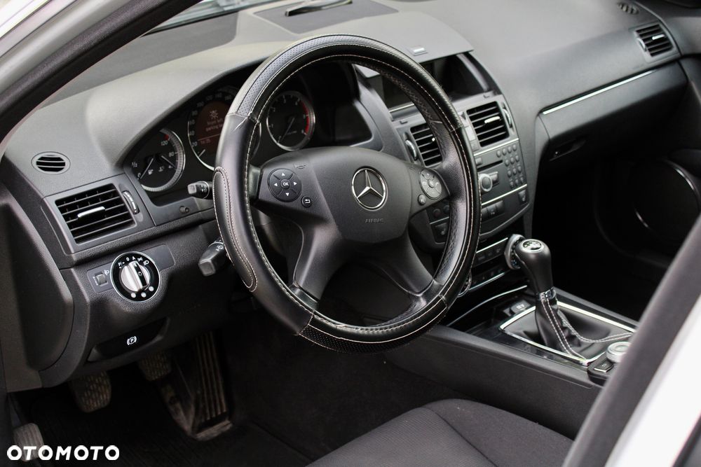 Mercedes-Benz Klasa C 200 CDI Classic - 8