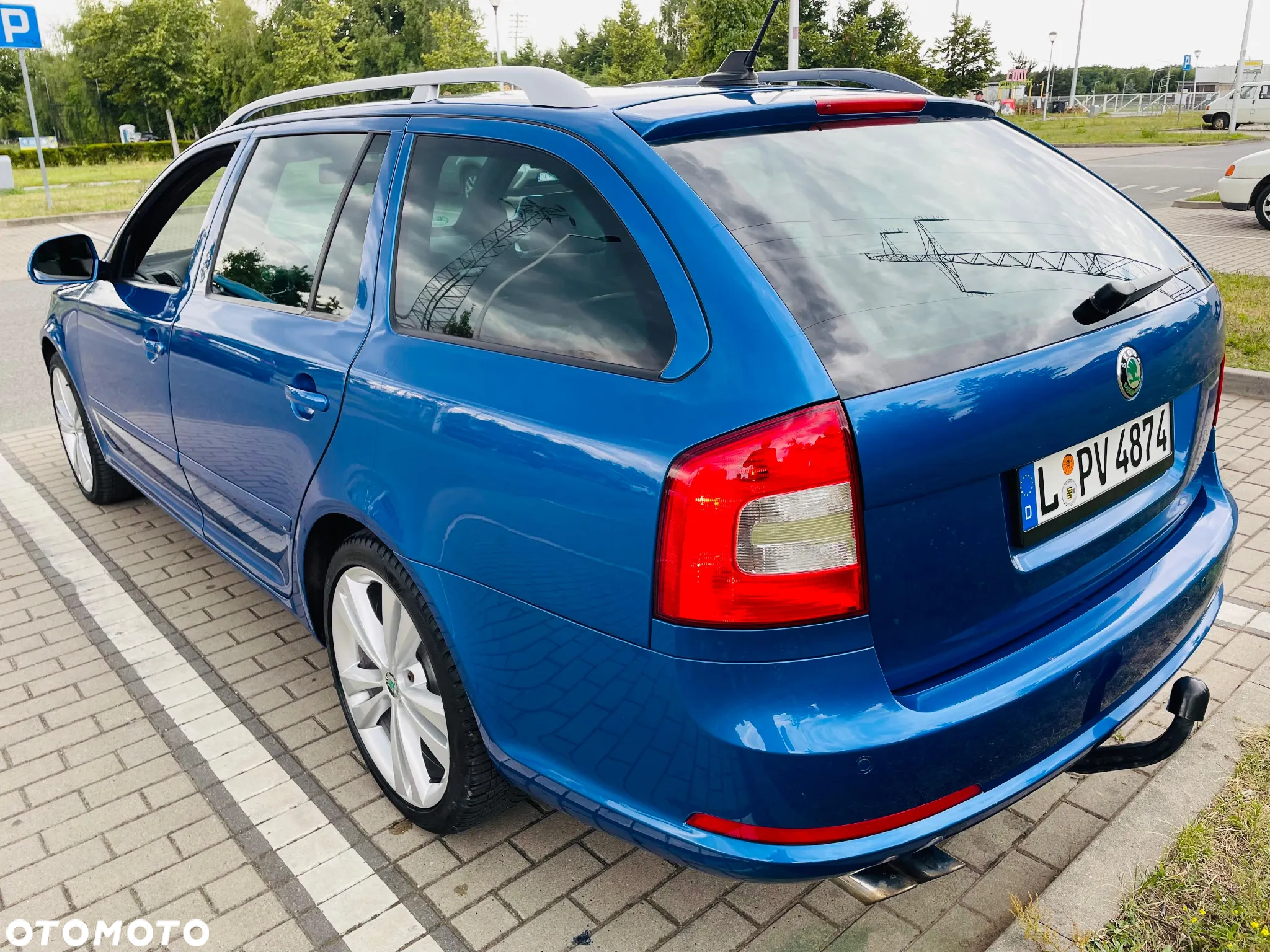 Skoda Octavia Combi 2.0 TDI CR DPF RS - 3