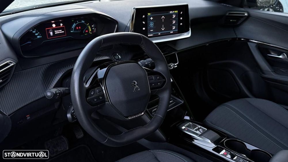 Peugeot e-2008 50 kWh Allure - 27