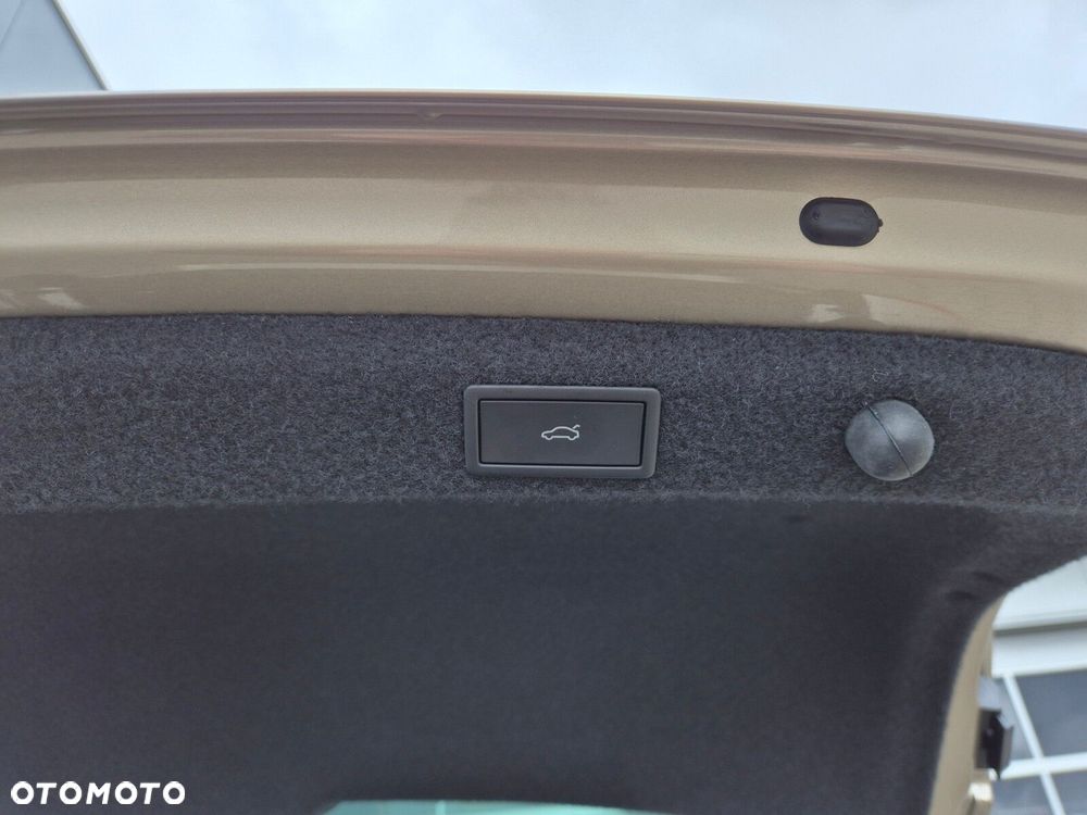 Skoda Octavia 1.5 TSI mHEV Sportline DSG - 21