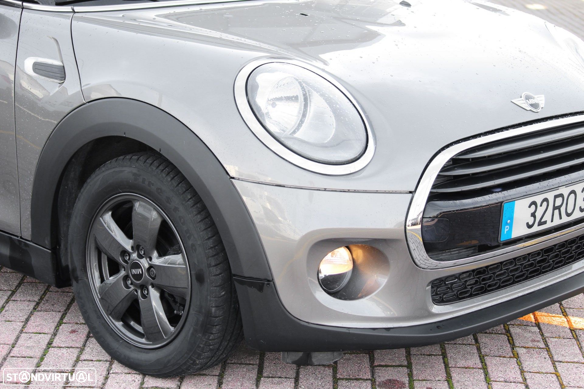 MINI Cabrio - 2