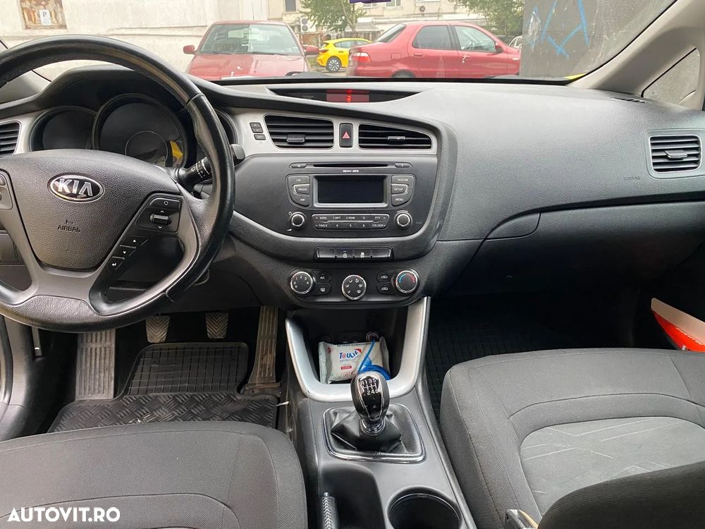 Kia Ceed Cee'd 1.4 GSL BEST - 8