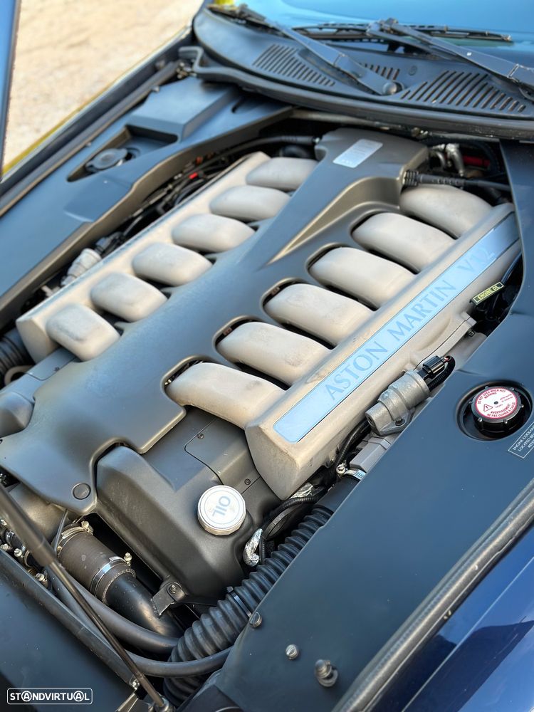 Aston Martin DB7 Vantage Volante - 9