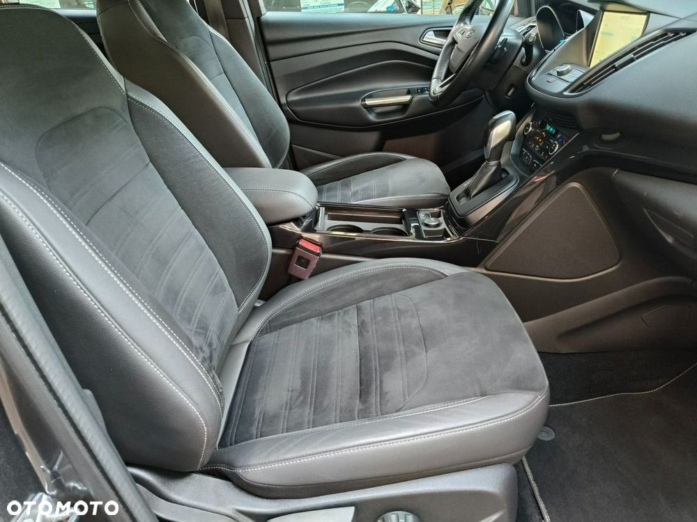 Ford Kuga 2.0 TDCi AWD ST-Line - 18