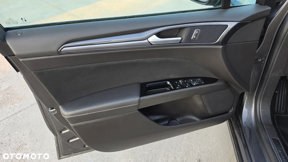 Ford Mondeo 2.0 TDCi STart-Stopp PowerShift-Aut Titanium - 18