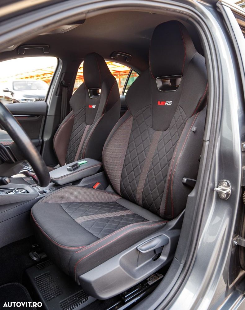 Skoda Octavia RS 2.0 TDI DSG 4X4 - 12
